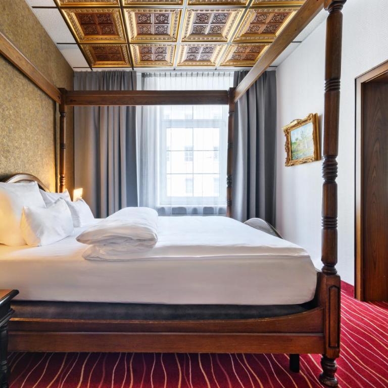 KING's Hotel First - Superior Family Room - 20