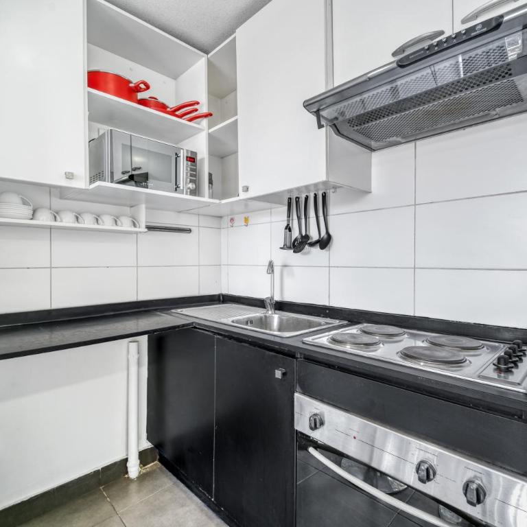 Serrano City - Central Apartment Wifi and views - Two-Bedroom Apartment with City View - 12