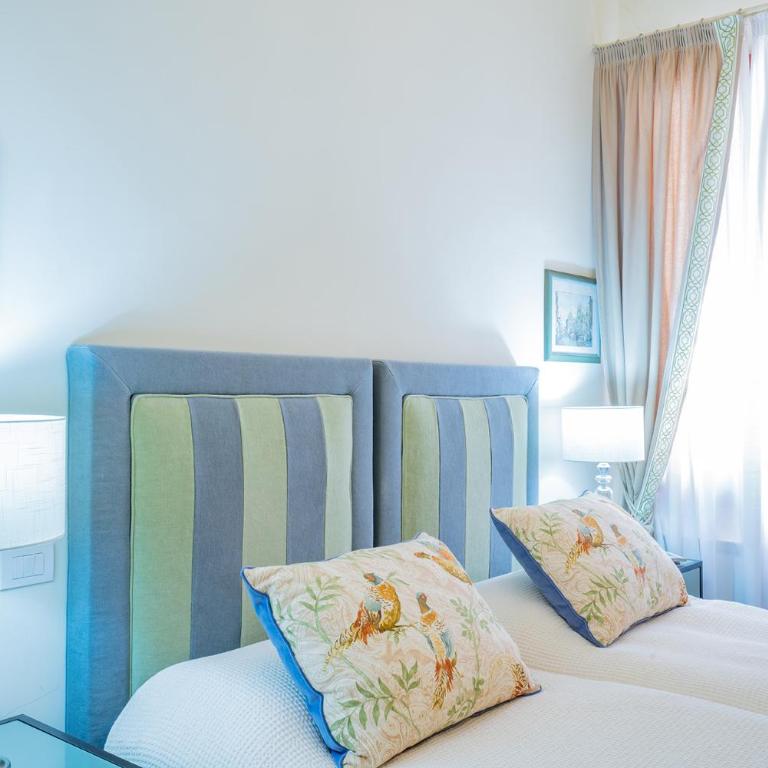 Canaletto Apartment with Canal View in Dorsoduro - Two-Bedroom Apartment with Water View - 8