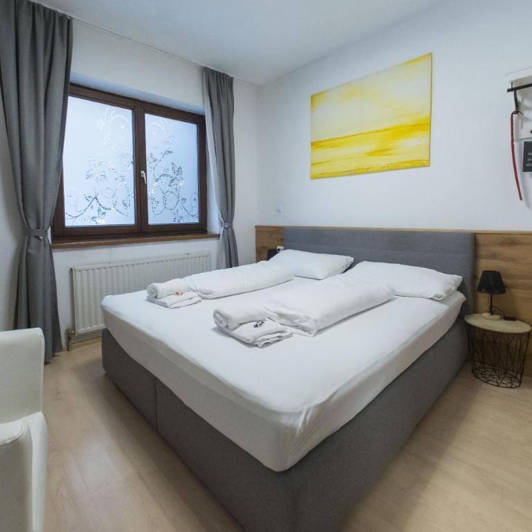 Hotel Heimgartl - Doppelzimmer mit eigenem Bad - 3