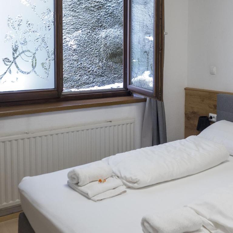 Hotel Heimgartl - Doppelzimmer mit eigenem Bad - 4