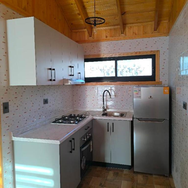 Cabaña nueva para 5 personas cocina equipada WIFI TV - Two-Bedroom House - 6