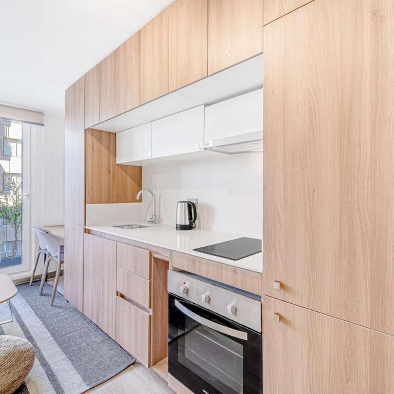 Coventry Space I 1D Wifi and AC - One-Bedroom Apartment - 13