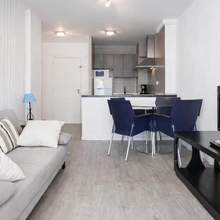UHC Novelty Family Complex - Apartamento con terraza - 2