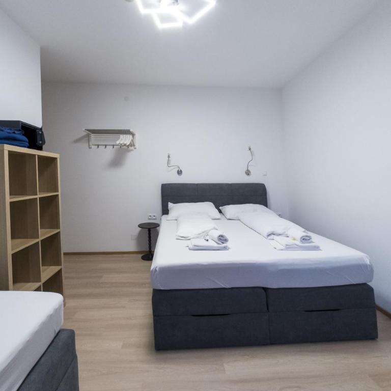 Hotel Heimgartl - Dreibettzimmer - 8