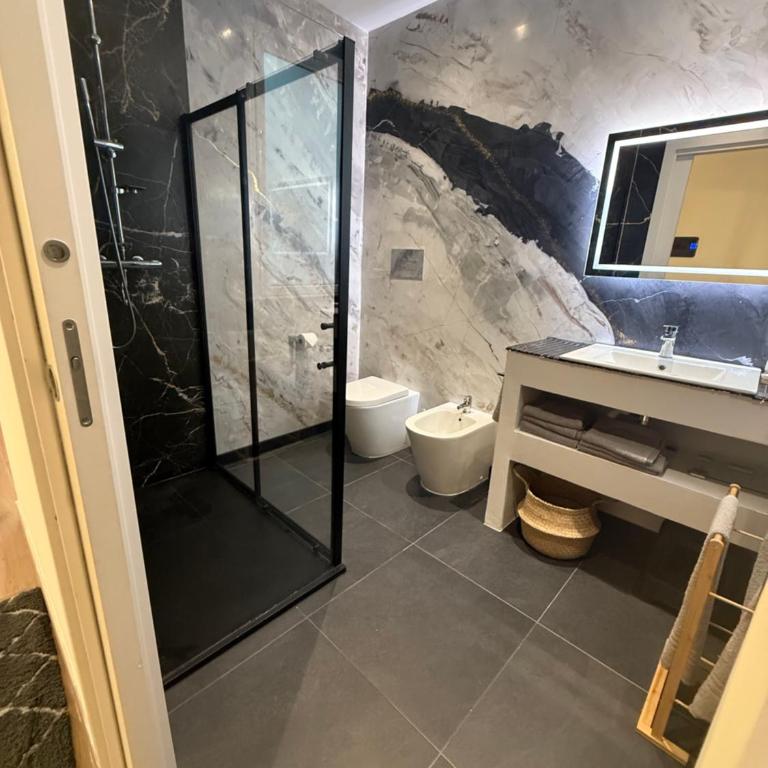 Casa Lo Bianco - Appartamento con 2 Camere da Letto, Balcone e Vista mare - 13