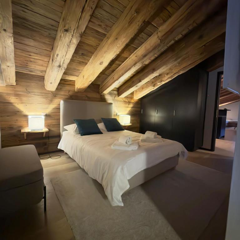 Les Elans - Two-Bedroom Apartment - 2