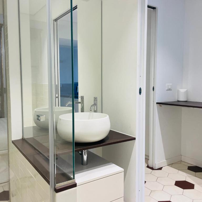 Design e storia nel cuore di Torino AC and Lift - Two-Bedroom Apartment - 24