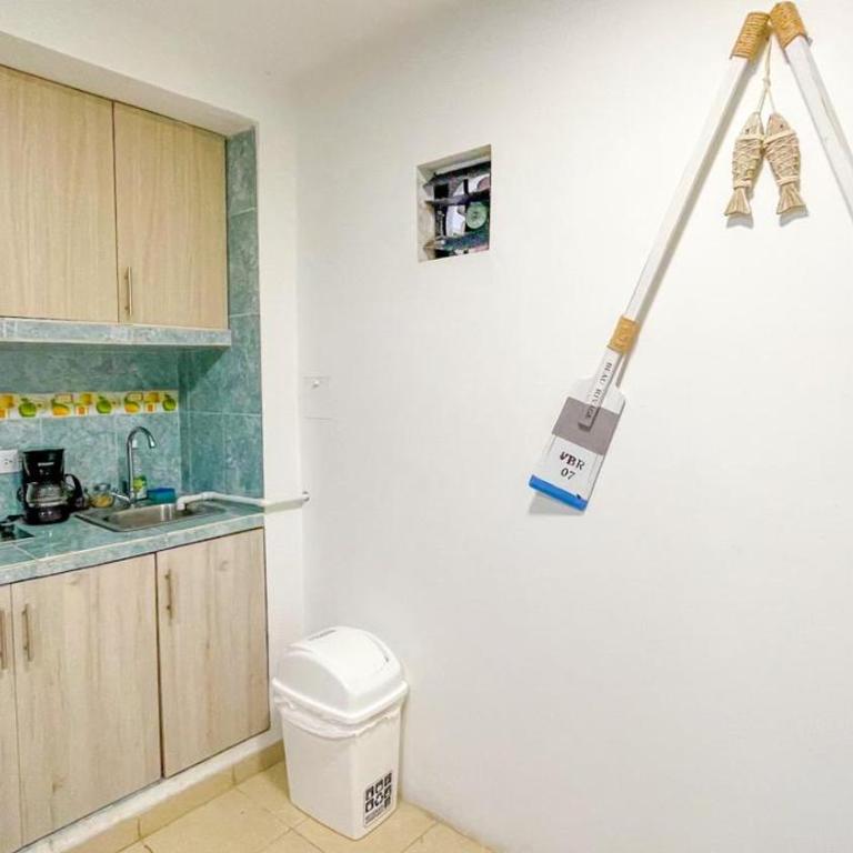 Apartaestudio en el laguito a pasos de la playa - Two-Bedroom Apartment - 11