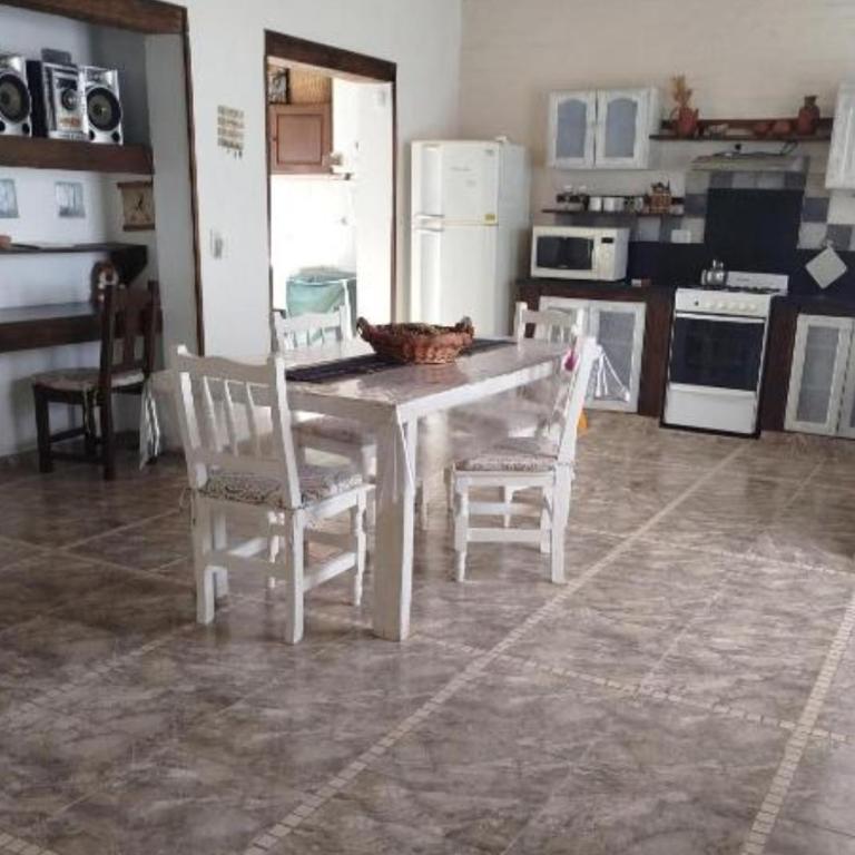 Bianca - One-Bedroom House - 3
