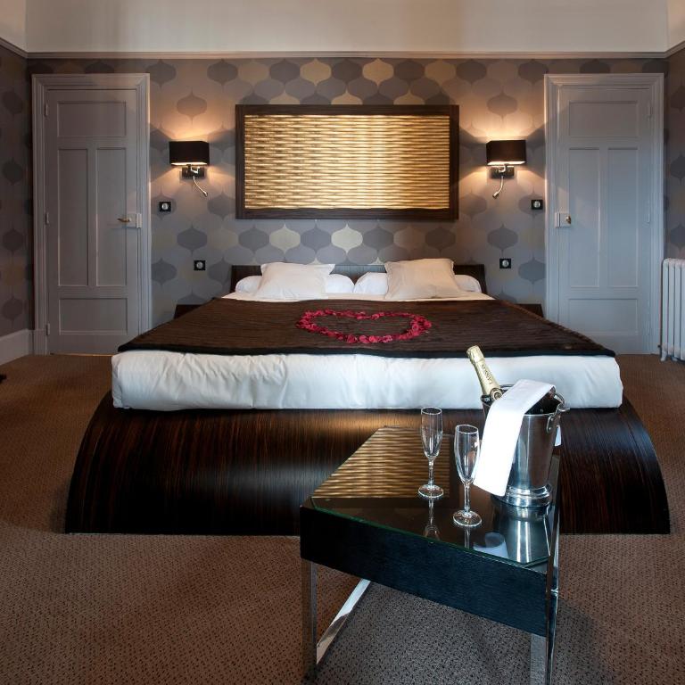 Grand Hôtel de Tours - Suite Winston Churchill - 9