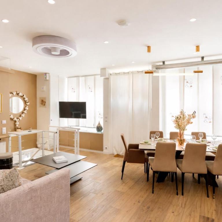 N Sublime appartement avec Sauna dans le 17e - Appartement 2 Chambres - 17