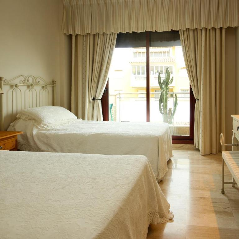 First floor Beach side property, San Pedro - Apartamento de 3 dormitorios con vistas - 19
