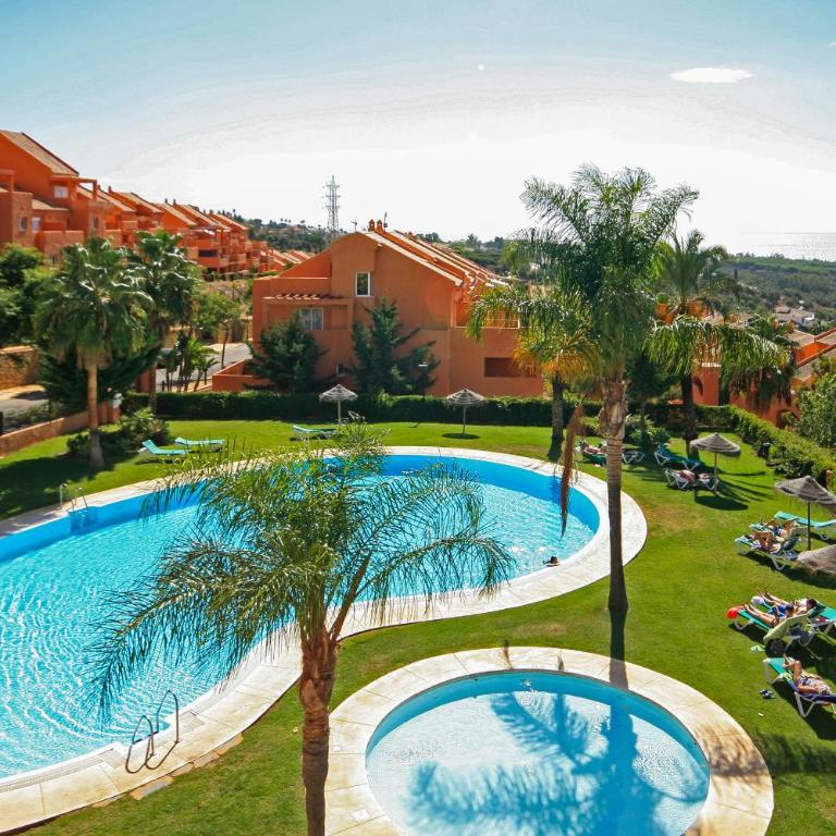 Stylish Duplex Penthouse Los Lagos de Santa Maria - Apartamento de 2 dormitorios con vistas - 1