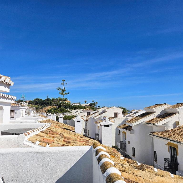 3 Bed Townhouse roof terrace 100m to the beach - Casa de 3 dormitorios - 50