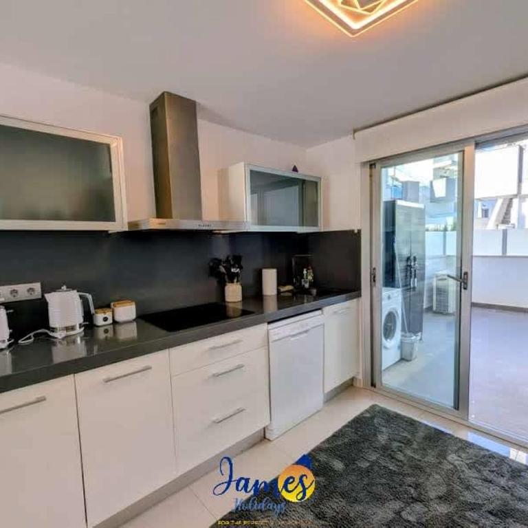 Punta Prima Family Apartment with Pool PP33 - Apartamento - 10