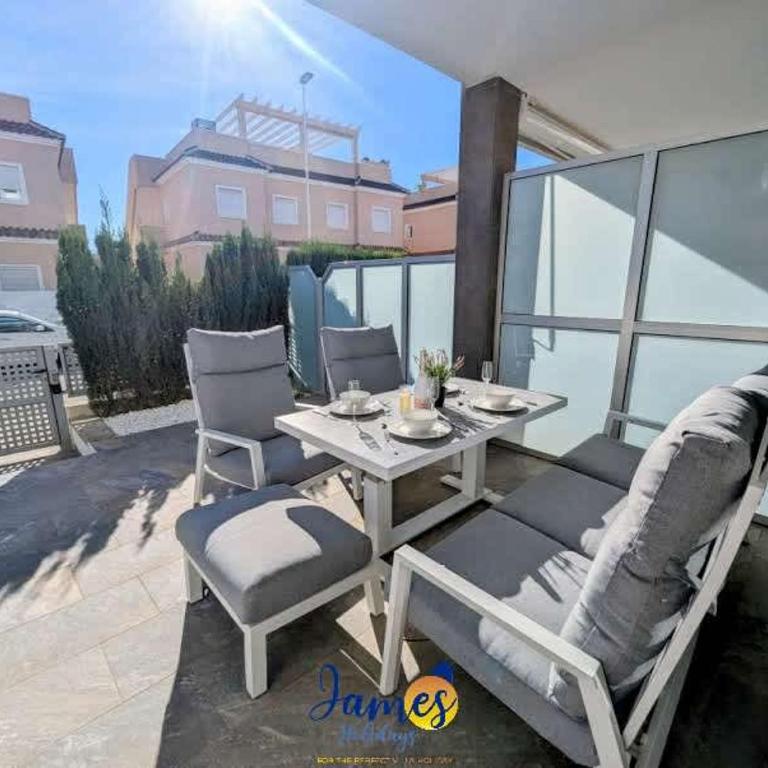 Punta Prima Family Apartment with Pool PP33 - Apartamento - 18