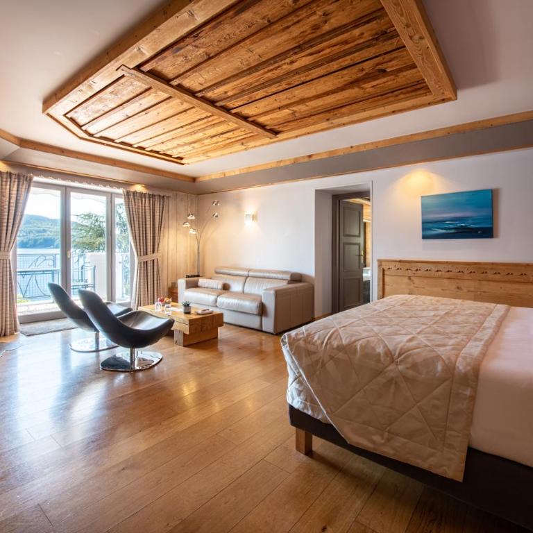 Hôtel La Maison Bleue par Yoann CONTE - Suite Junior - Vue sur Lac - 12