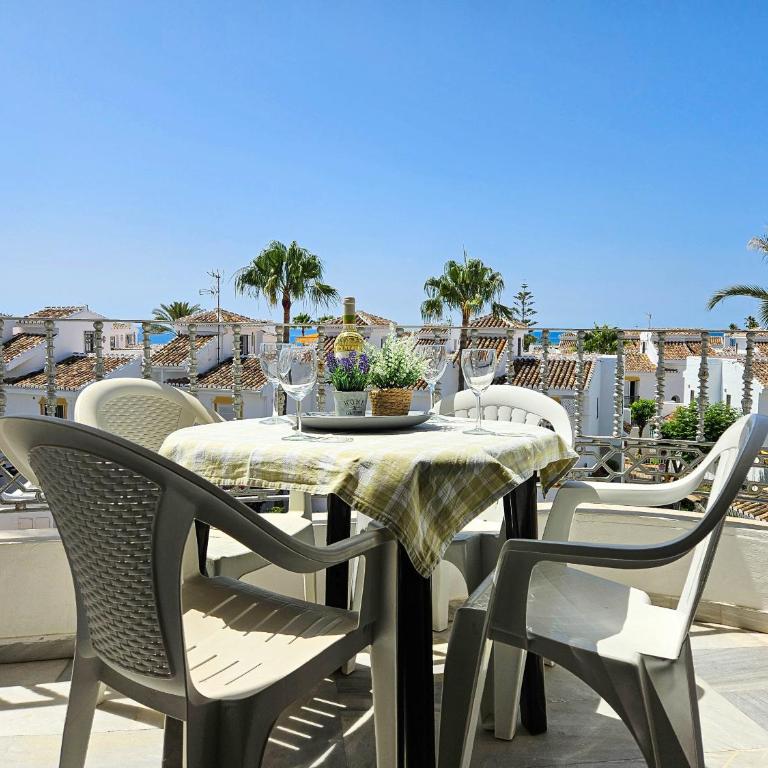 2 bedroom apt in La Cala de Mijas 100m from Beach - Apartamento de 2 dormitorios - 33