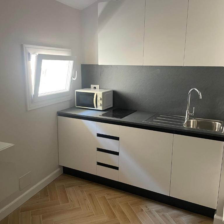 Residence Cavour 63 - Appartamento Deluxe - 8
