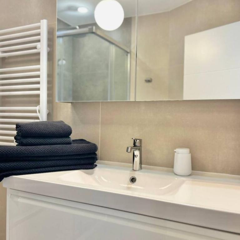 Suite Moderna Primera Línea | Vistas al Mar - Apartamento de 1 dormitorio - 13