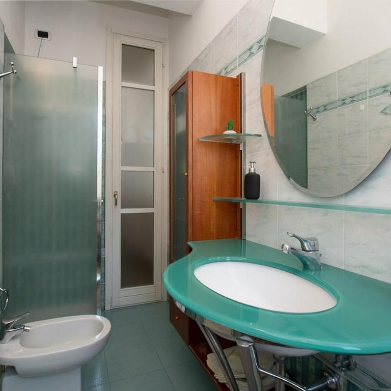 Lungomare di Finale Ligure con WiFi e AC - Appartamento con 1 Camera da Letto - 11