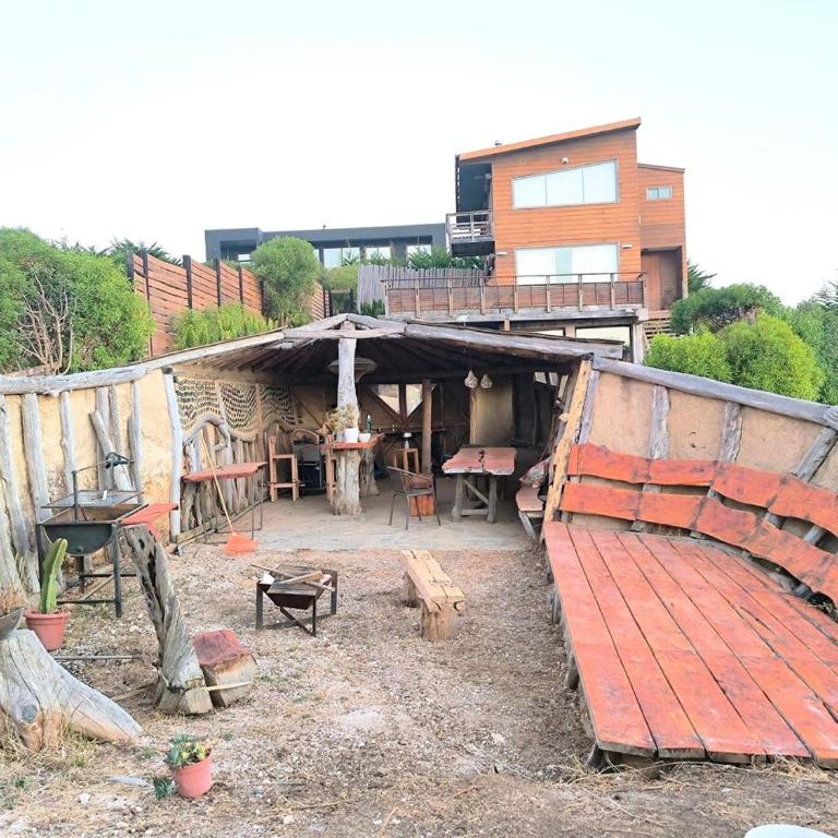 Espectacular casa en el corazon de punta de lobos - Three-Bedroom House - 3