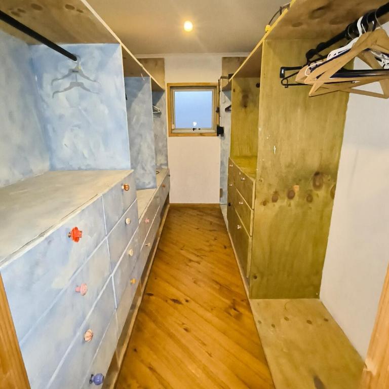 Espectacular casa en el corazon de punta de lobos - Three-Bedroom House - 11