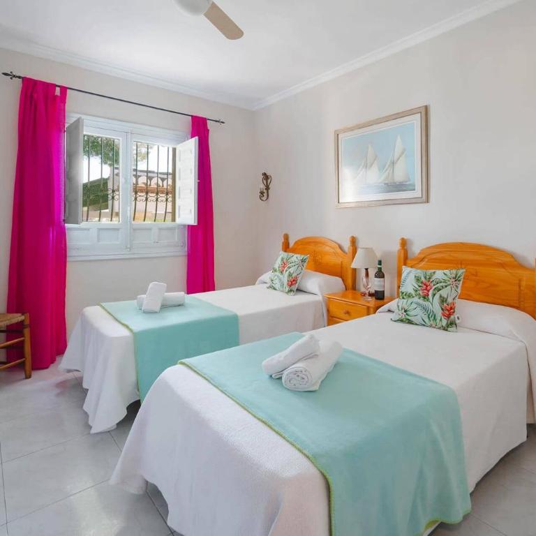Villa La Marina by Villa Plus - Villa - 14