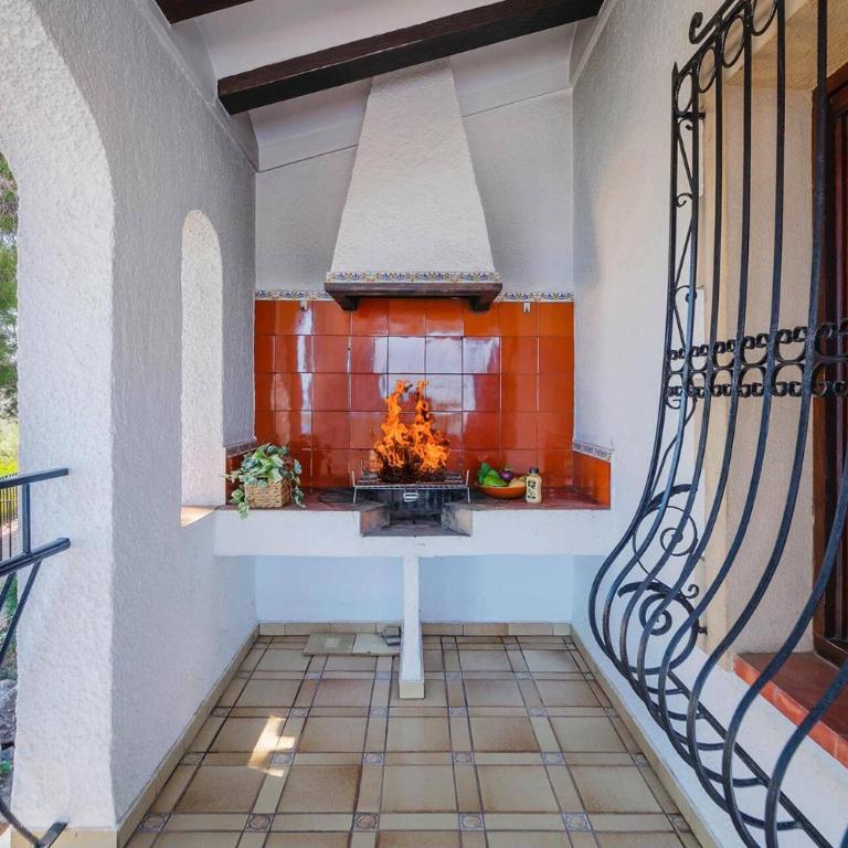 Villa La Marina by Villa Plus - Villa - 16
