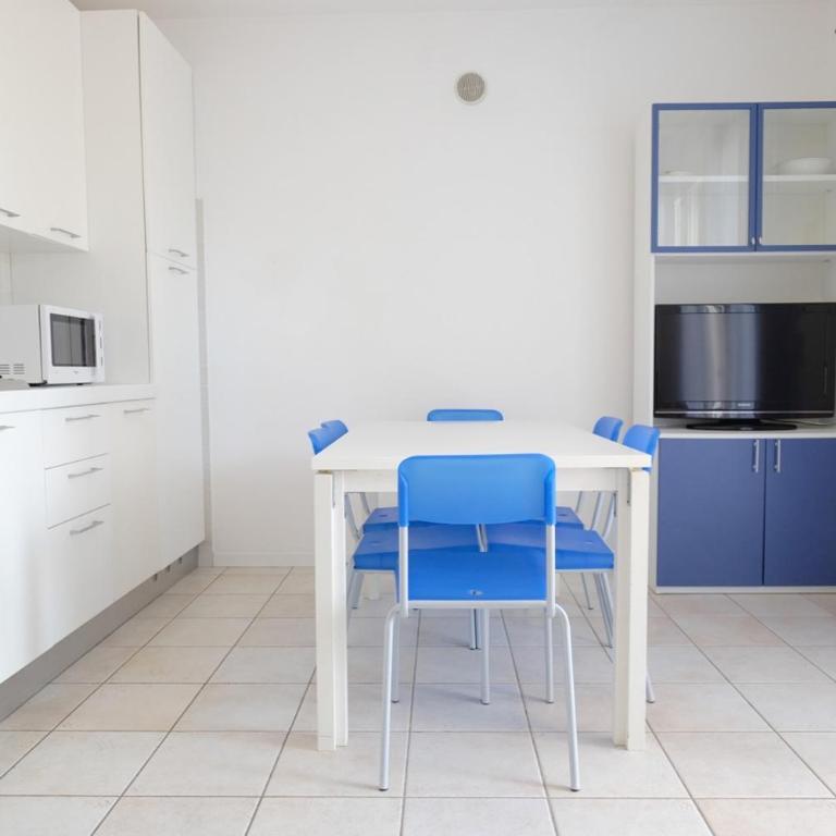 Marina Village Apartments - Appartamento con 2 Camere da Letto - 14