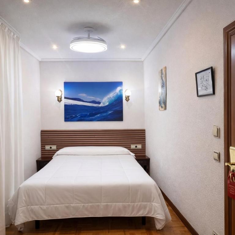 Hotel Castellano I - Habitación Doble - 1 o 2 camas - 8