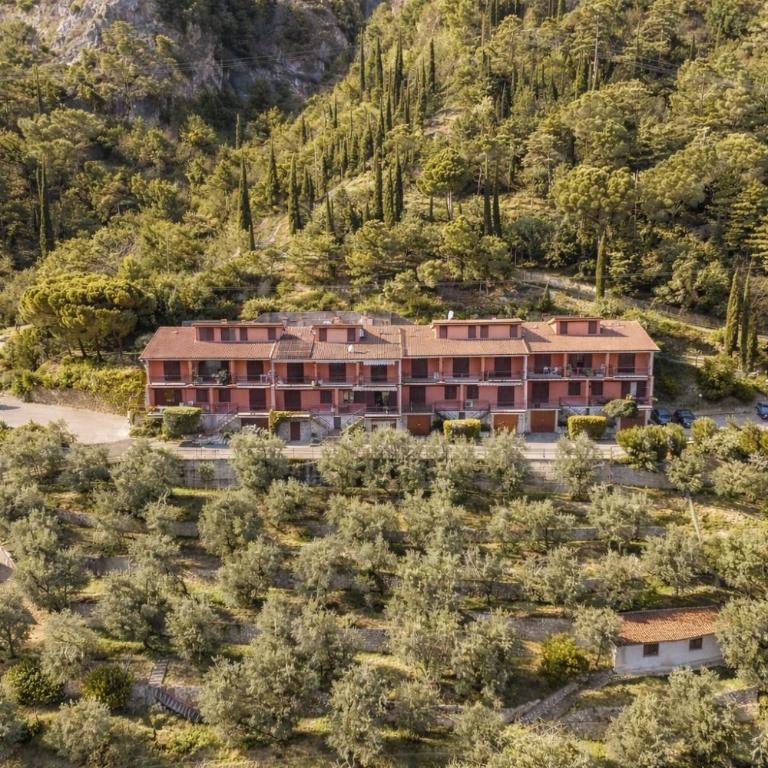 Mont&Lac Lake View Apartment in Limone - One-Bedroom Apartment - 4