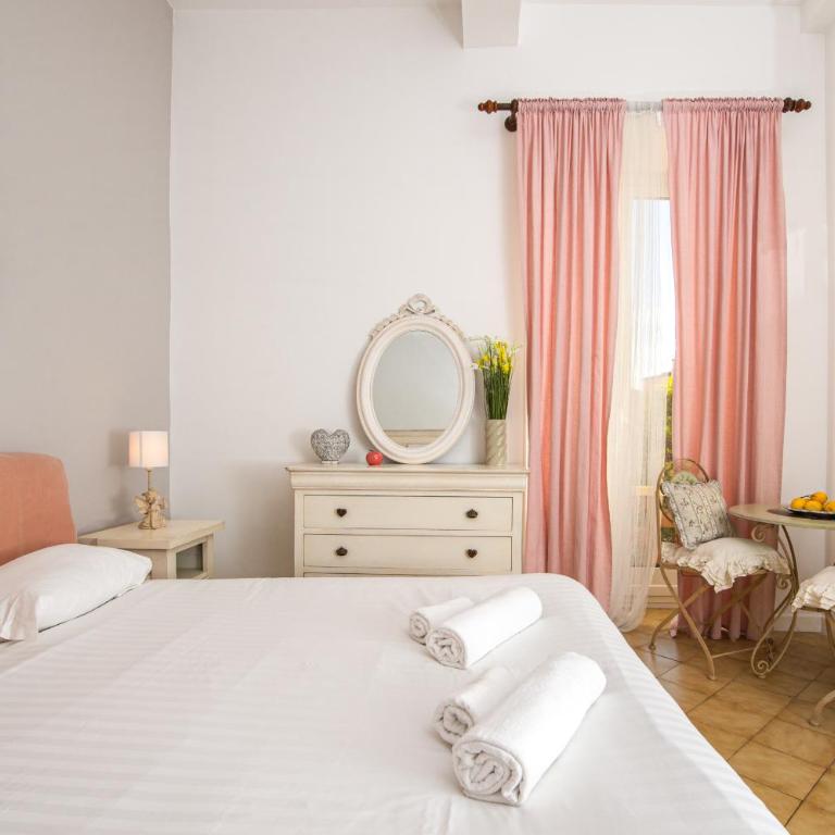 Élégant 4 pièces à deux pas de la rue piétonne - Three-Bedroom Apartment - 12