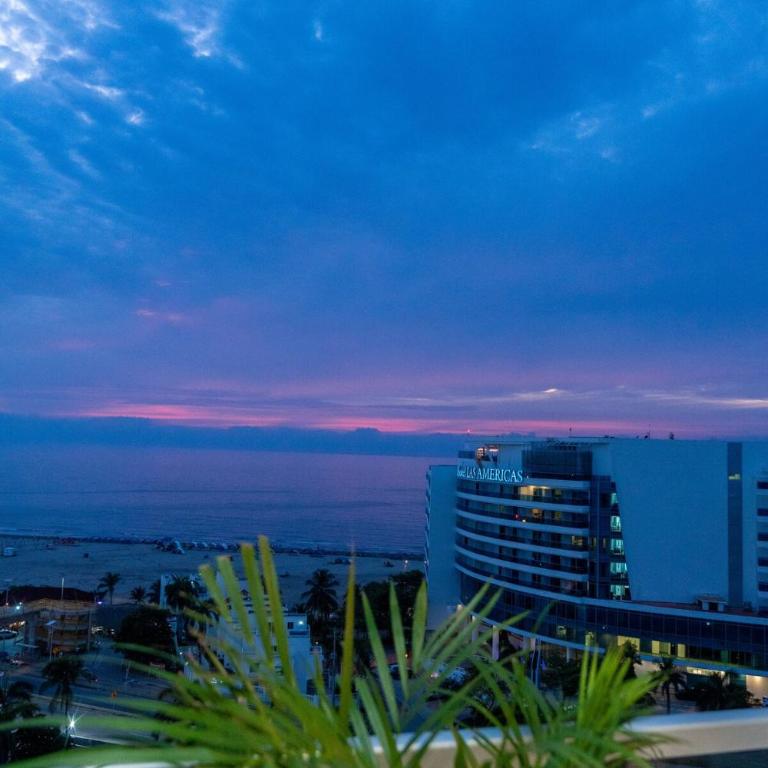 Elegante apartamento con vista al mar en cielo mar - Room #1586929701 - 5