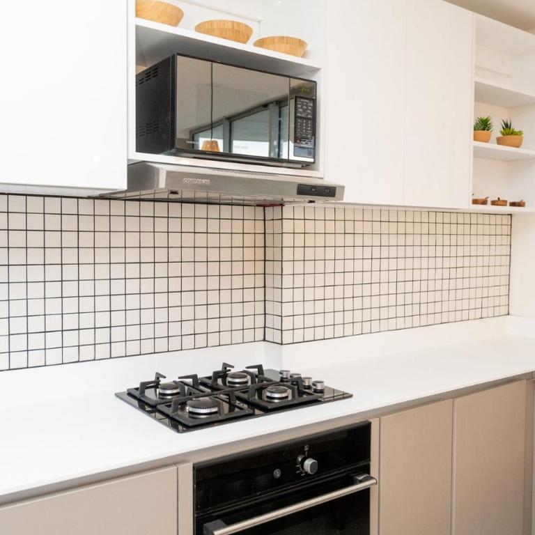 Elegante apartamento con vista al mar en cielo mar - Room #1586929701 - 10