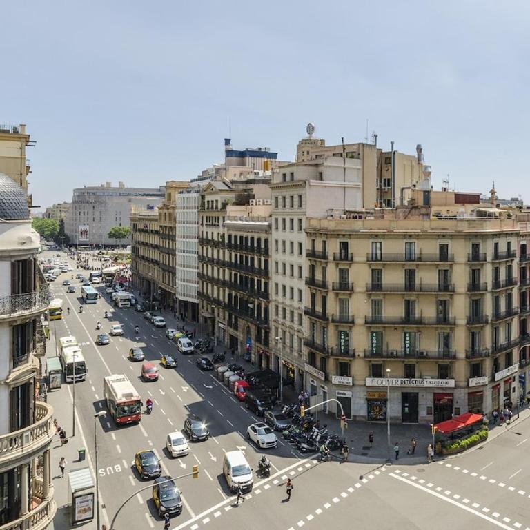 Canela Homes BARCELONA BALMES - Three-Bedroom Apartment - 3