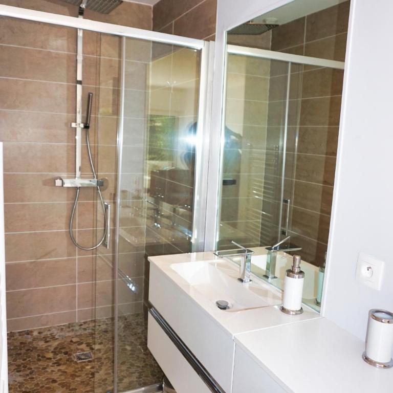 Ref JOA - Palmes d Or Properties - Villa - Vue sur Mer - 30