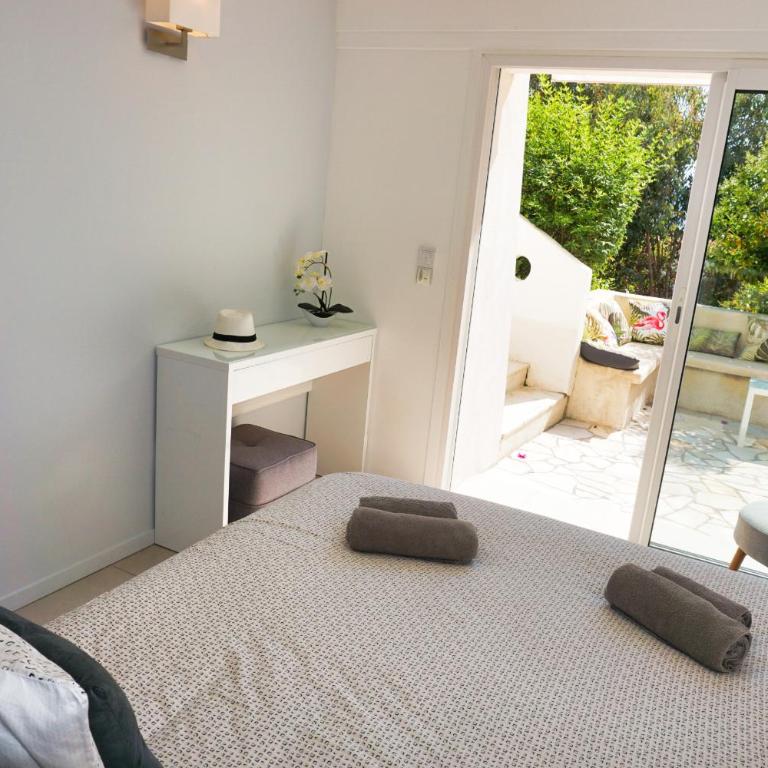 Ref JOA - Palmes d Or Properties - Villa - Vue sur Mer - 35