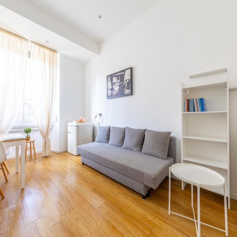 City Stay Bright and elegant apartment with WiFi - Deluxe One-Bedroom Apartment - 6