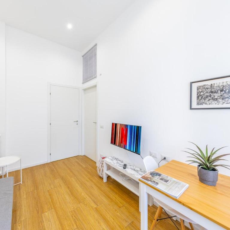 City Stay Bright and elegant apartment with WiFi - Deluxe One-Bedroom Apartment - 14
