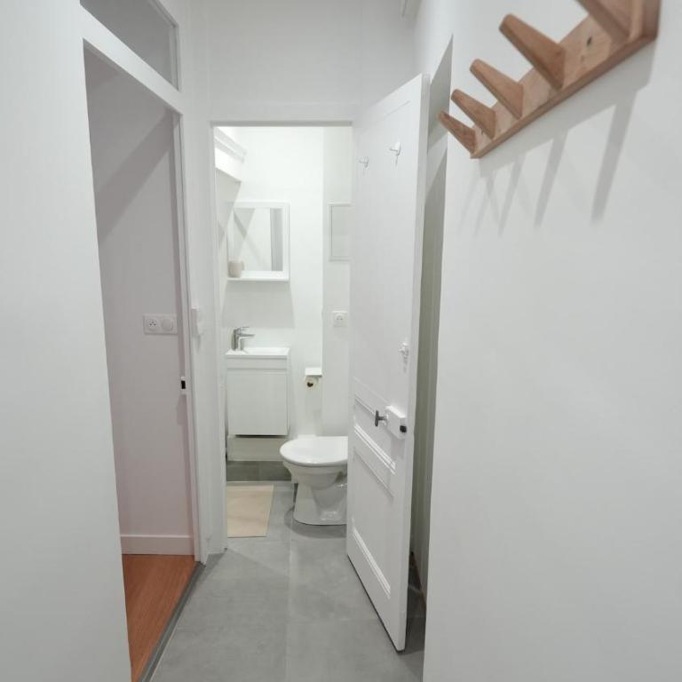 Berthelot Design au pied du tram et proche métro - Appartement 1 Chambre - 31