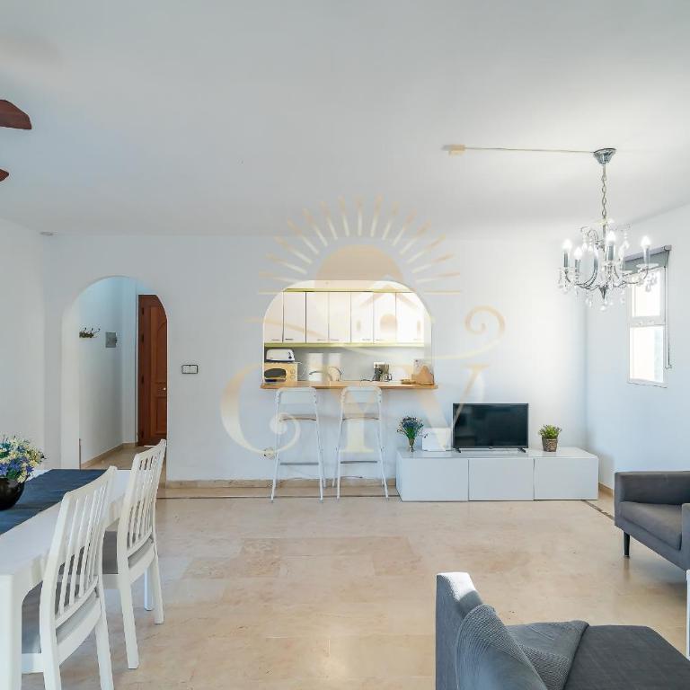 CYV Simple living near beach w pool in Fuengirola - Apartamento con balcón - 16