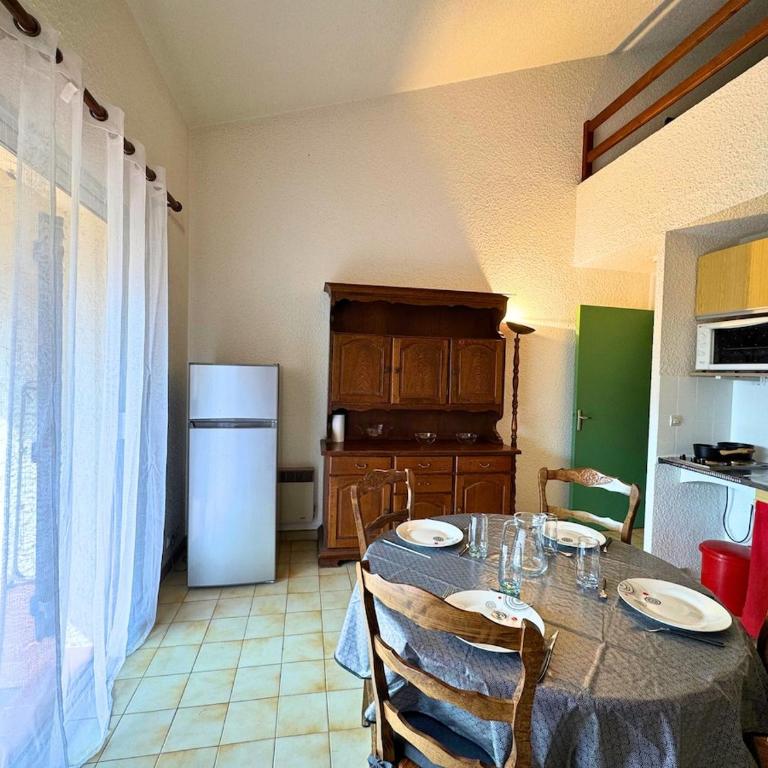 Duplex 6 personnes à 2 min de la mer avec parking - Apartment mit 2 Schlafzimmern und Terrasse - 6