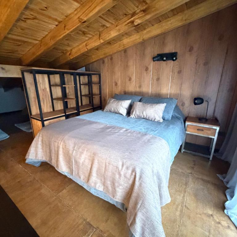 TheRidersLoft - Room #1586953801 - 3