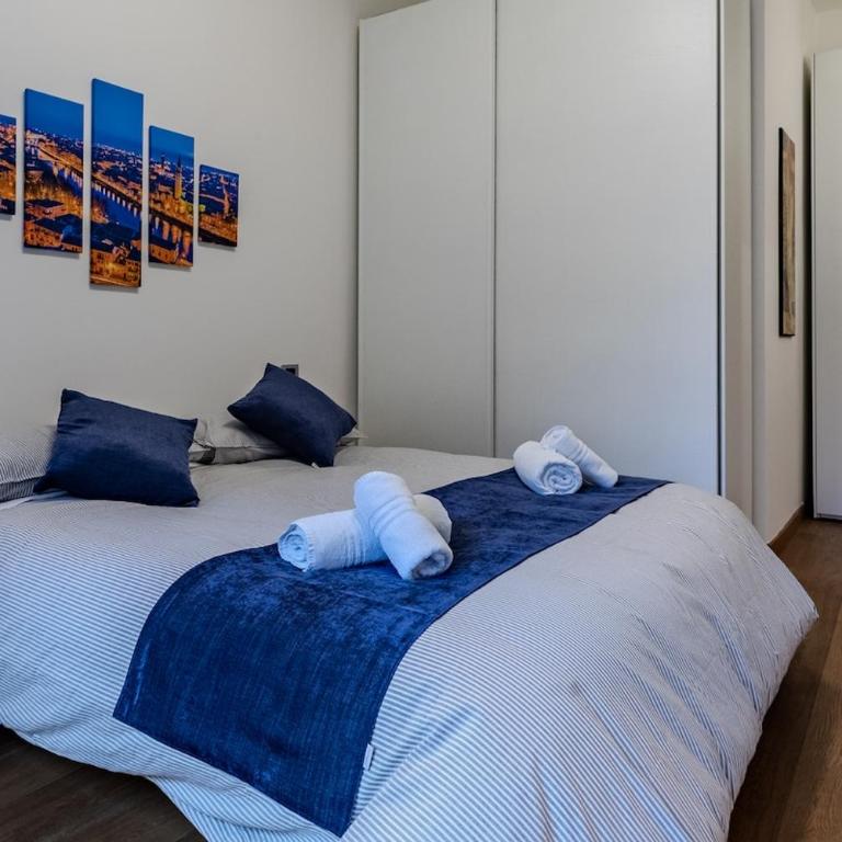 Verona Centro - Trilocale con Balcone - Ideale per Famiglie - Verona Feeling - Appartamento con 2 Camere da Letto, Balcone e Terrazza - 58