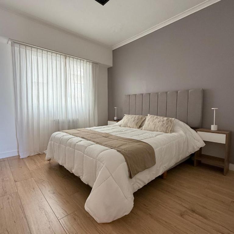 Vista al Mar y Plaza Colon - Departamento Nuevo - Room #1586964301 - 8