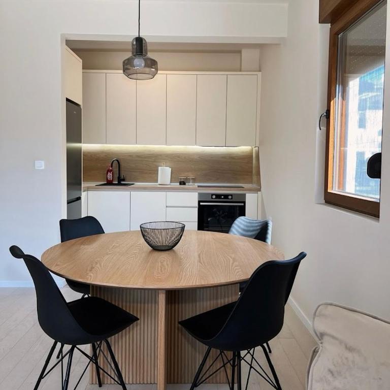 Apartment Nora - Two-Bedroom Apartment - 2