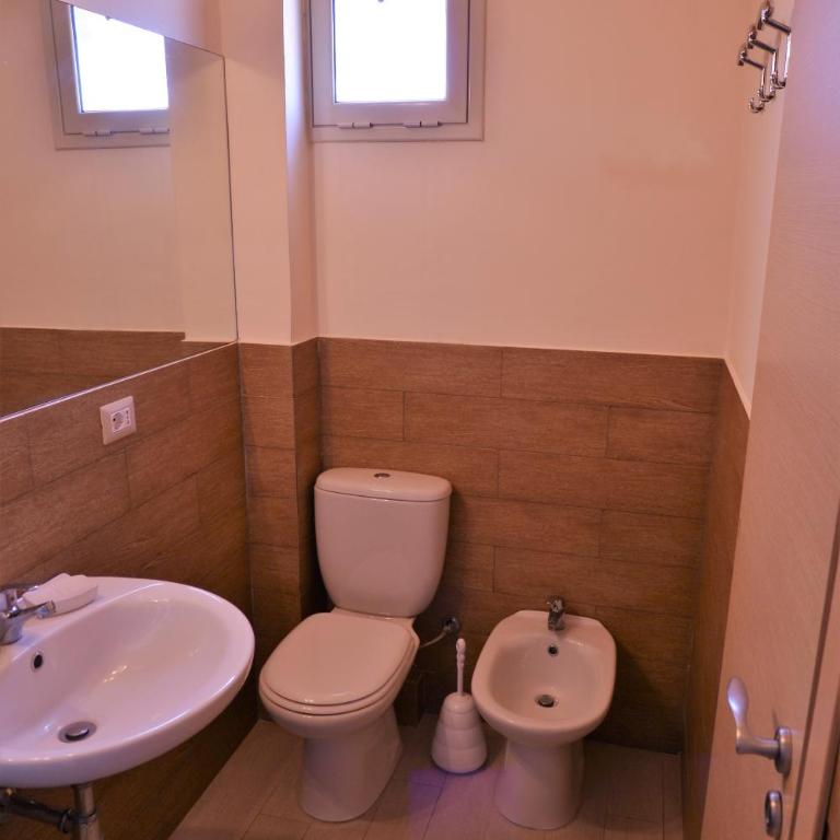 Al Teatro Massimo Home - One-Bedroom Apartment - 9