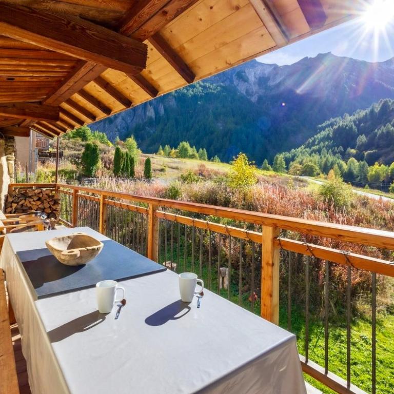 Chalet Louis & Rosalie au cœur des Alpes-nature-ski-rando-montagnes-authenticité-confort 4 étoiles - Chalet mit 1 Schlafzimmer - 67